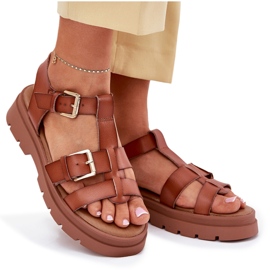 EVento Öko -Leder -Frauensandalen mit Kamelschnallen braun 10
