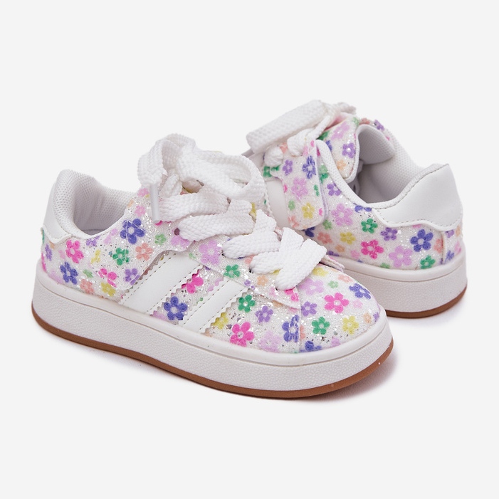 Hochglänzende Mädchen -Sportschuhe mit weißen Blumen 1
