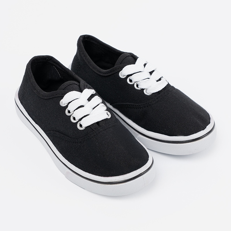 Klassische schwarze Kinder -Turnschuhe 2