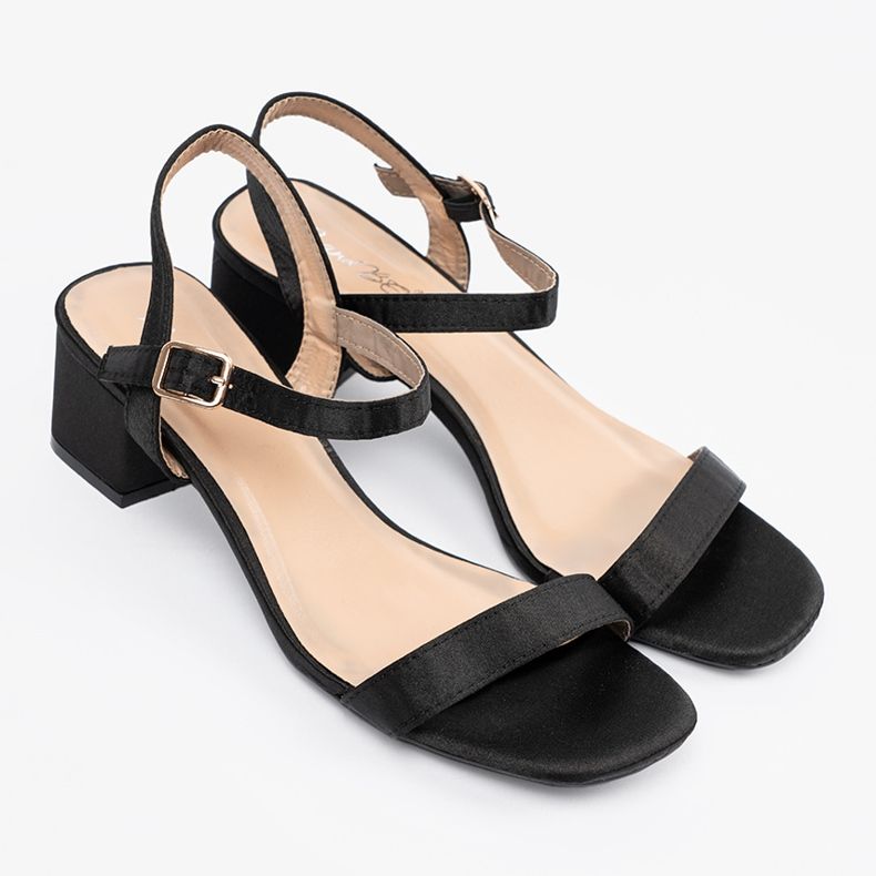 Shelvt Schwarze Sandalen am Pfosten 1