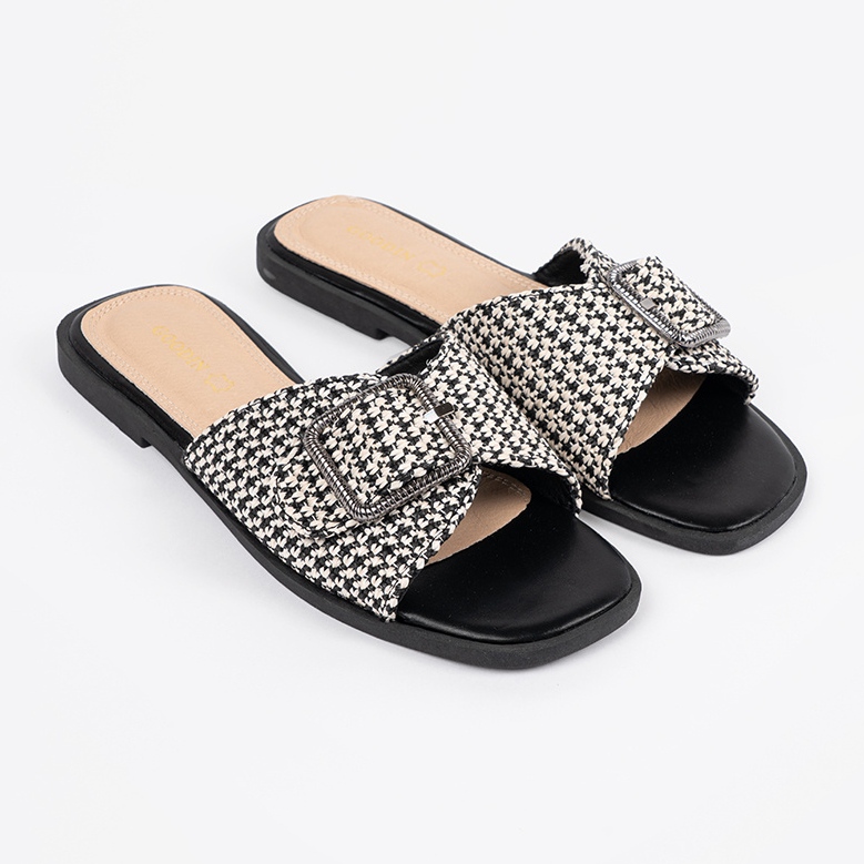 Goodin Hausschuhe mit einem schwarzen und weißen Kühlergrill mit einer Schnalle 2