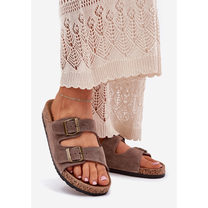 Inna Korksohle mit dunkelbauchenden Klemmen beige 1