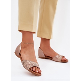 Maciejka-Frauen-Ledersandalen mit flach hindelermen 06947-25 PLN golden 2
