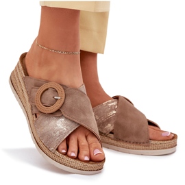 Frauenkeile mit einem dekorativen Inblu Rv000012 Brown. braun 7