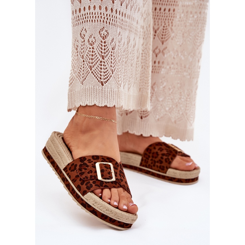 Damenflip Flops auf der Plattform mit einer goldenen Schnalle -Leopardenschnalle braun 2