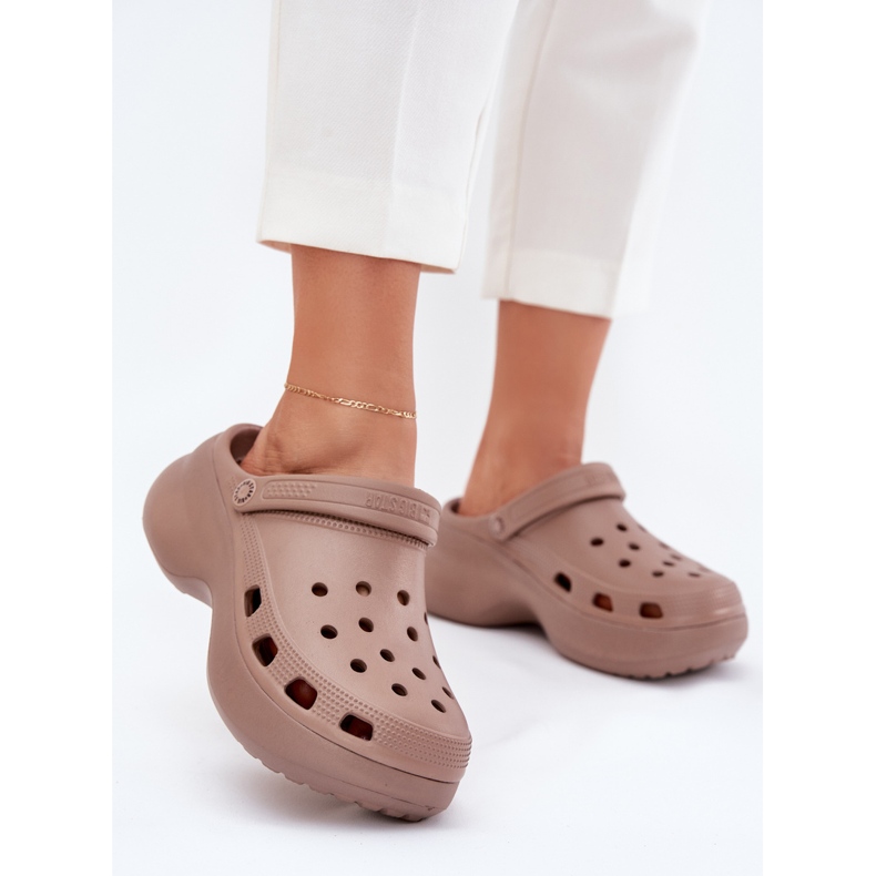 Big Star Damenschaumflip Flops auf dem massiven alleinigen Stern RR274A121 Dark Beige 2