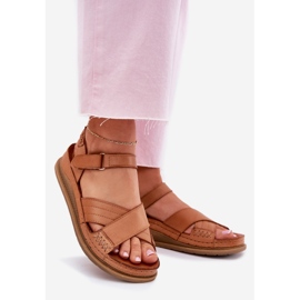 Damen-Ledersandalen auf der Plattform Maciejka L7064-04 Brown braun 1