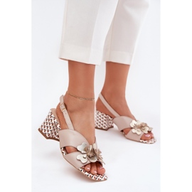 Damen -Ledersandalen für Frauen am Laura Messi 2950 Beige Flowers Post 2