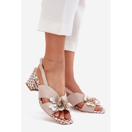 Damen -Ledersandalen für Frauen am Laura Messi 2950 Beige Flowers Post 1