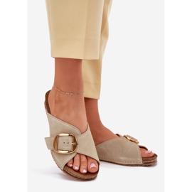 Lederflip Flops mit einer goldenen Klemme Maciejka 07000-22 Pistazien grün 1