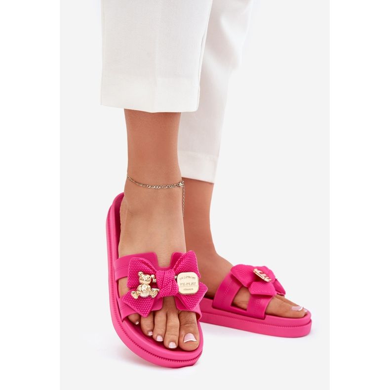 Damenflip flops mit einem Bogen und einer goldenen Brosche Fuchsia rosa 1