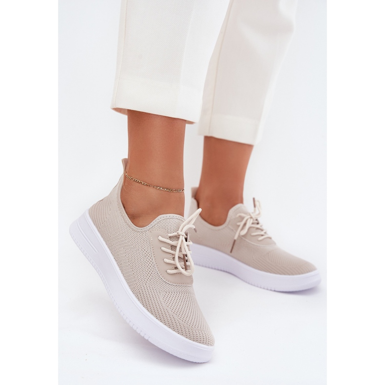 Material schockierte Sportschuhe auf der Plattform Frauen Beige 2