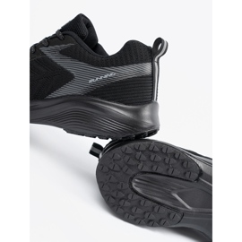 DK Schwarze leichte Herrensportschuhe 1