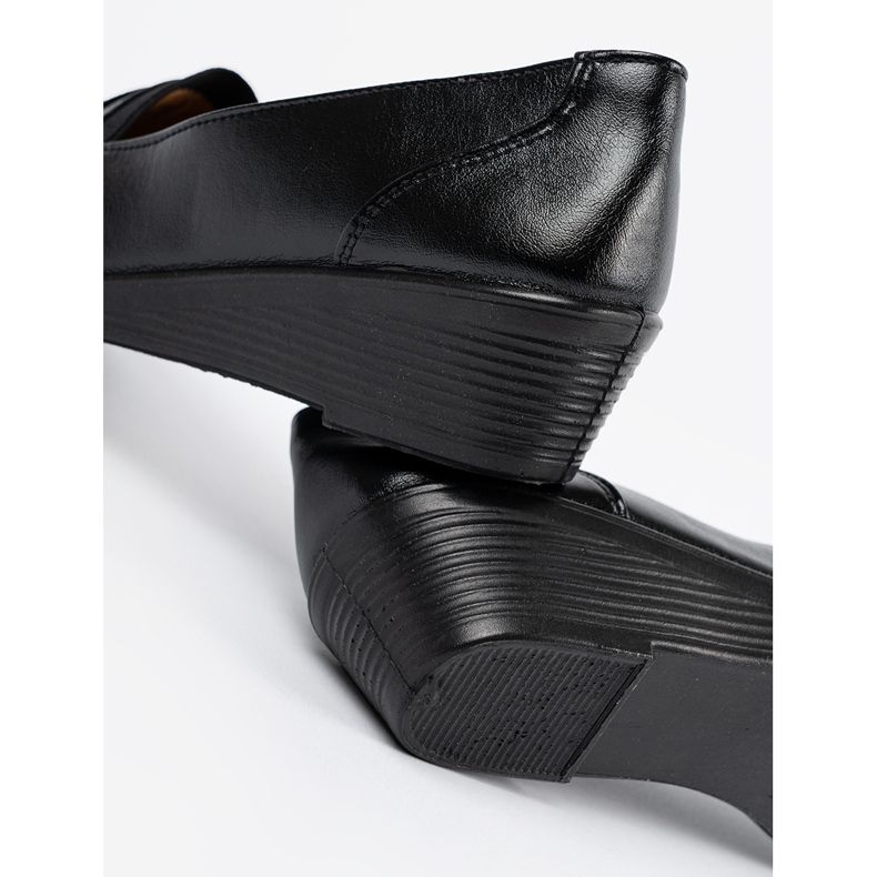 Shelvt Slip schwarze klassische Schuhe 1