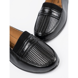 Schwarze Keilabsätze 1