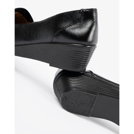 Schwarze Keilabsätze 2