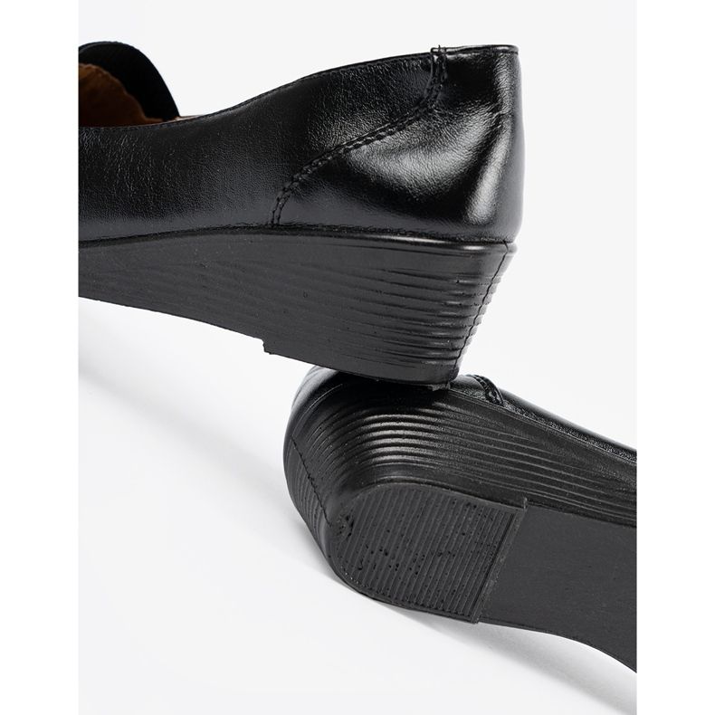 Schwarze Keilabsätze 2