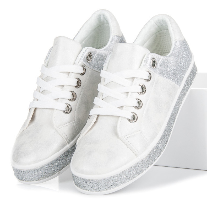 Seastar Weiße Turnschuhe auf der Bindung 1