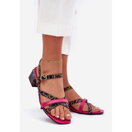 Damen-Ledersandalen auf dem Pfosten mit Maciejka-Streifen 06959-39 Fuchsia rosa 1