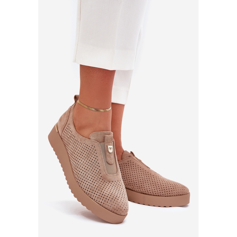 EVento Frauenschuhe auf der Plattform mit Öko -Wildleder dunkler Beige Aviara 1