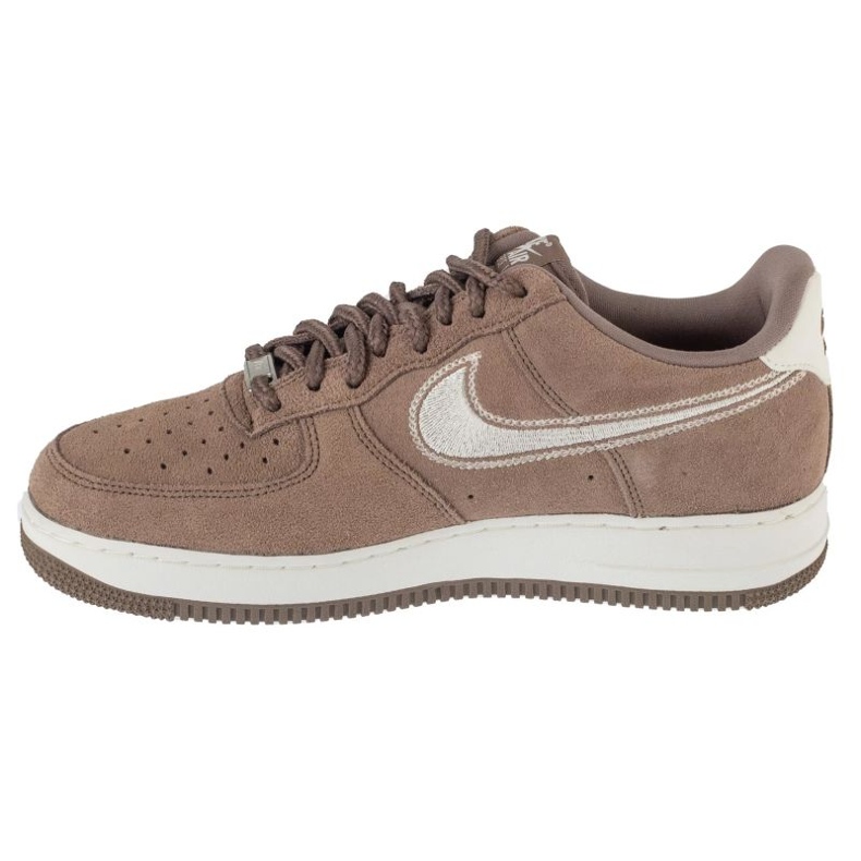 Nike Air Force 1 07 LV8 M HJ4465-200 Schuhe braun 1