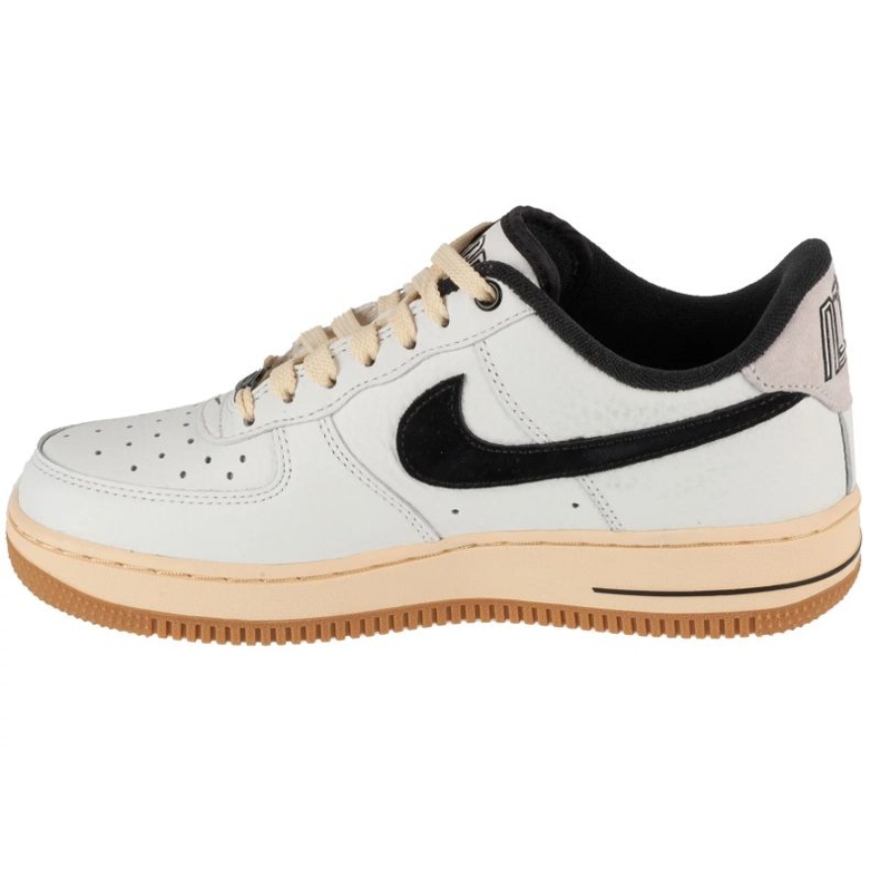 Nike Air Force 1 07 Schuhe in DR0148-101 weiß 1