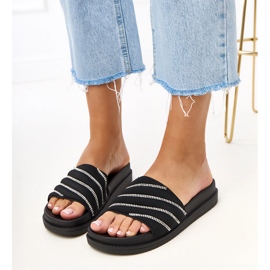 Schwarze Flip Flops mit Cardon Zirkonen 1