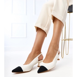 Weiße Materialpumpen Kassie Pumpen 2