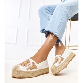 Weiße Espadrilles mit Stickerei auf der Lorin -Plattform 2