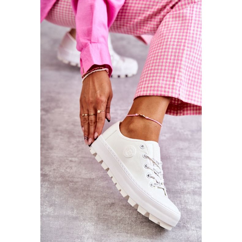 Bemalten Frauen -Sneaker Big Star KK274045 Weiß 1