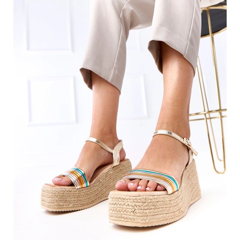 Mehrfarbige Espadrilles -Sandalen auf der Solora -Plattform 1