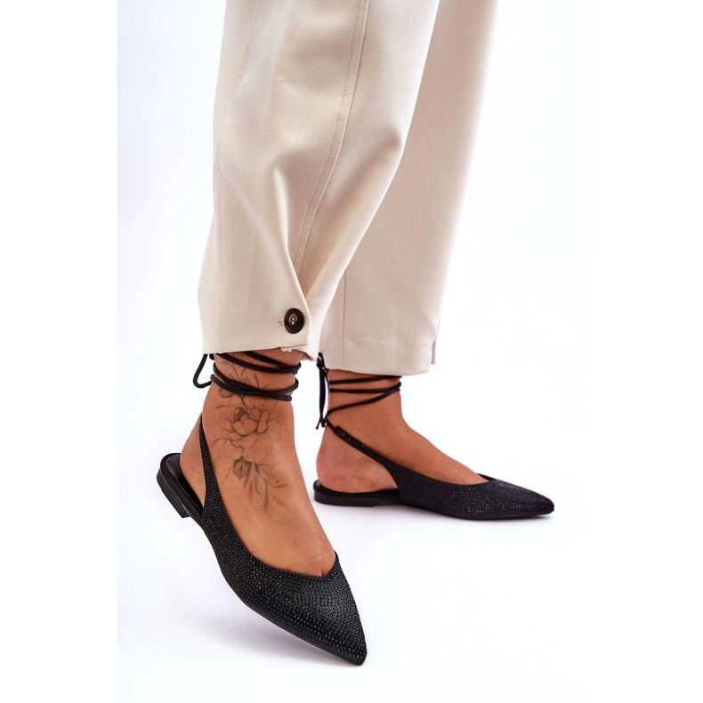 Damen-Ballerinas zum Schnüren mit Nieten verziert Black Jange schwarz 1