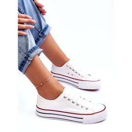 Klassische Low-Plateau-Sneaker in Weiß von Jazlyn 4