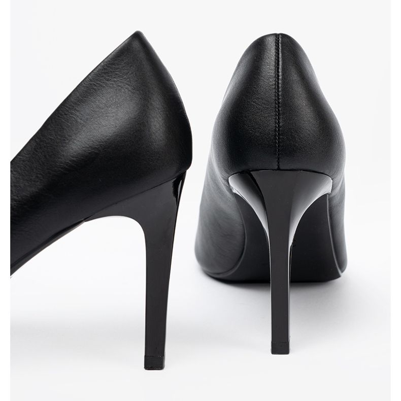 Sergio Leone Klassische schwarze Pumpen auf einer High Heel 2