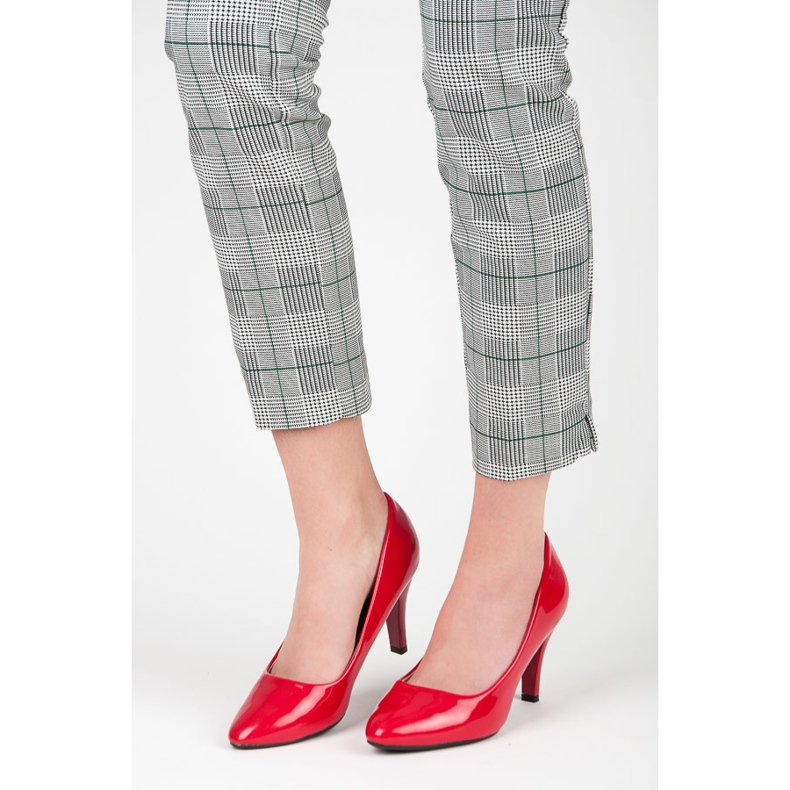 Schuhe mit Lackabsatz rot 1