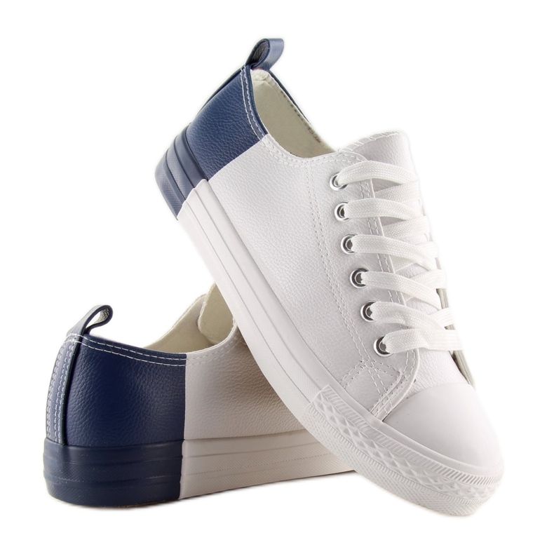 Zweifarbige weiße Turnschuhe BK378 WHITE / D.BLUE 1