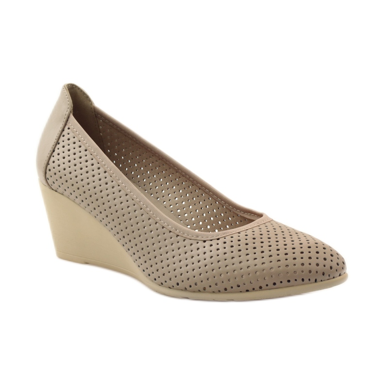 M.Daszyński Damen Keilpumps Daszyński 113 beige 1