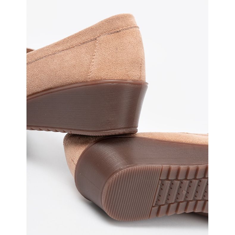 Shelvt Beige Schuhe für Wildlederkeile 2