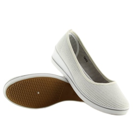 Silberne Ballerinas mit Keilabsatz c21v Silber grau 2