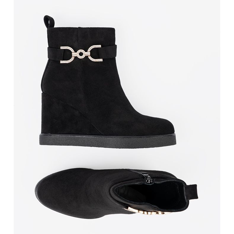 Shelvt Schwarze Wildlederstiefel mit einer eleganten Klemme 1