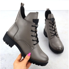 Frauenstiefel isoliert grau Vinceza 58609 isoliert 1