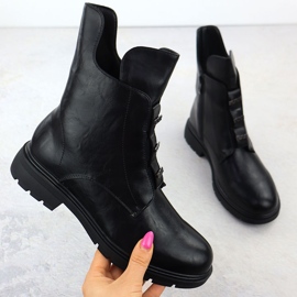 Frauenstiefel mit flachen Haken isoliert schwarze Jezzi MR2501-4 1