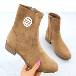 Wildlederstiefel für Frauen mit Dekoration Beige Jezzi 198-28 1