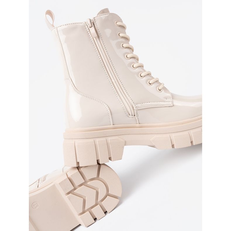 Shelvt Stilvolle lichtlager lackierte Arbeiter 2