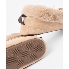 Shelvt Warme Beige -Hausschuhe wie Slipper mit einem Bogen 1