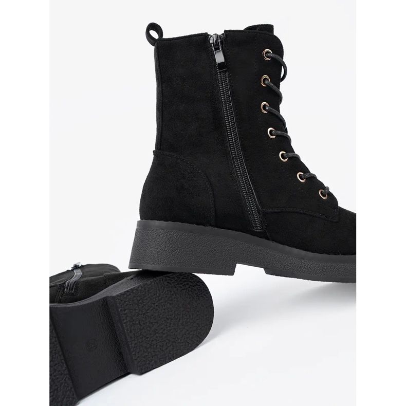 Shelvt Bequeme schwarze Arbeiter auf einer flachen Sohle 2