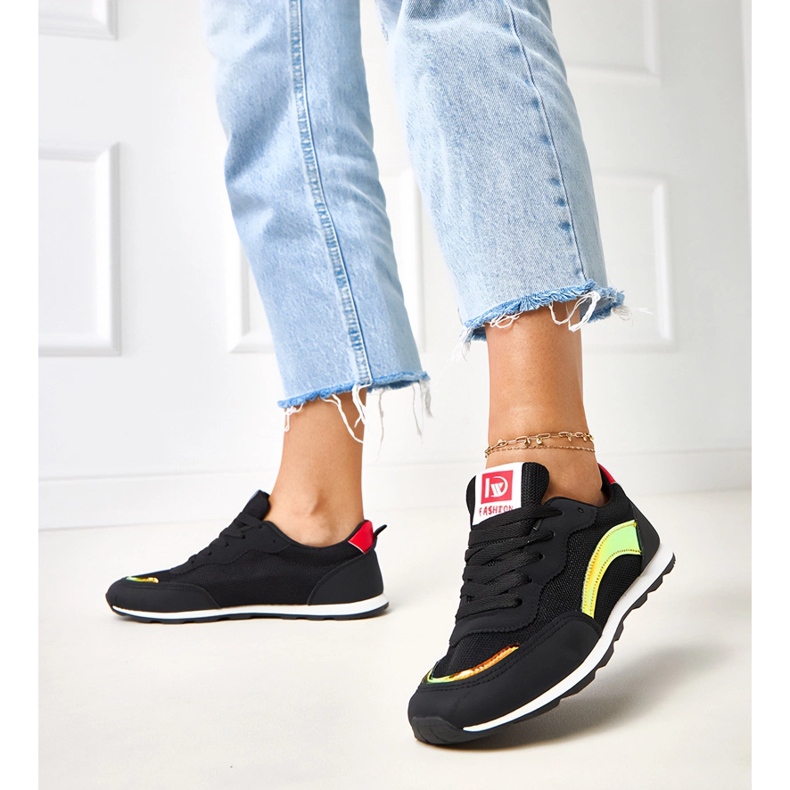 Schwarze Cavior-Sportsneaker 2