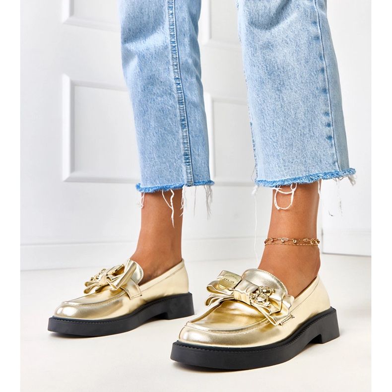 Goldene Slipper mit Bogen und Teriwa Teddybär 1