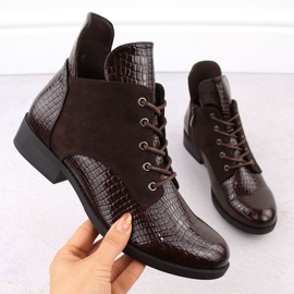 Vinceza Vincez Stiefel im Jahr 16477 Jan348b braun 1