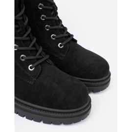 Shelvt Elegante schwarze Arbeiter mit glänzenden Kristallen 1